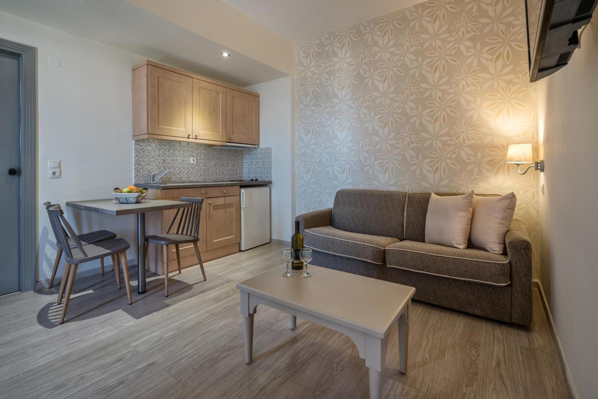 Lefkoniko Beach & Icarus Suite Apts Rethymno Exterior foto