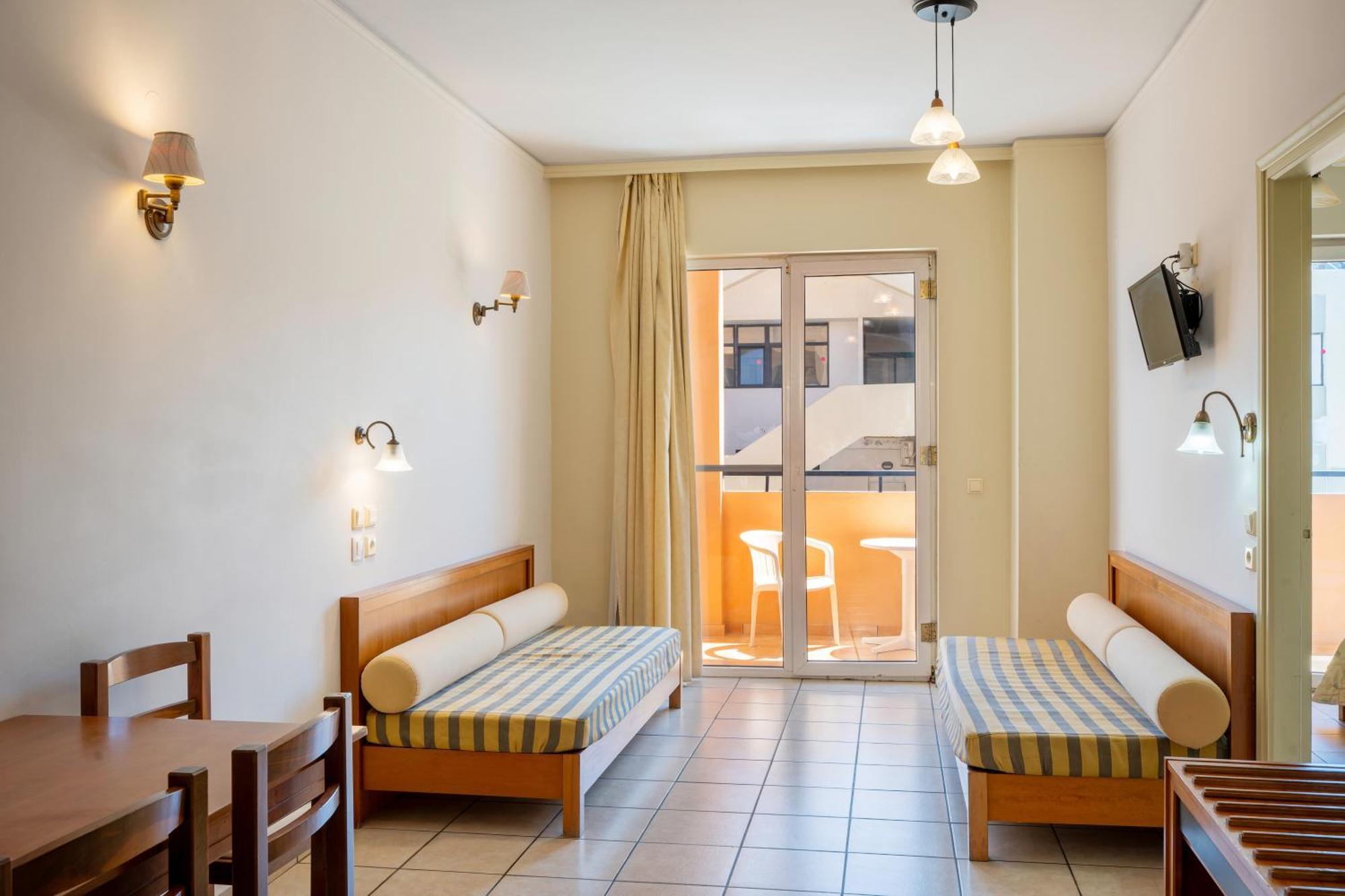 Lefkoniko Beach & Icarus Suite Apts Rethymno Exterior foto