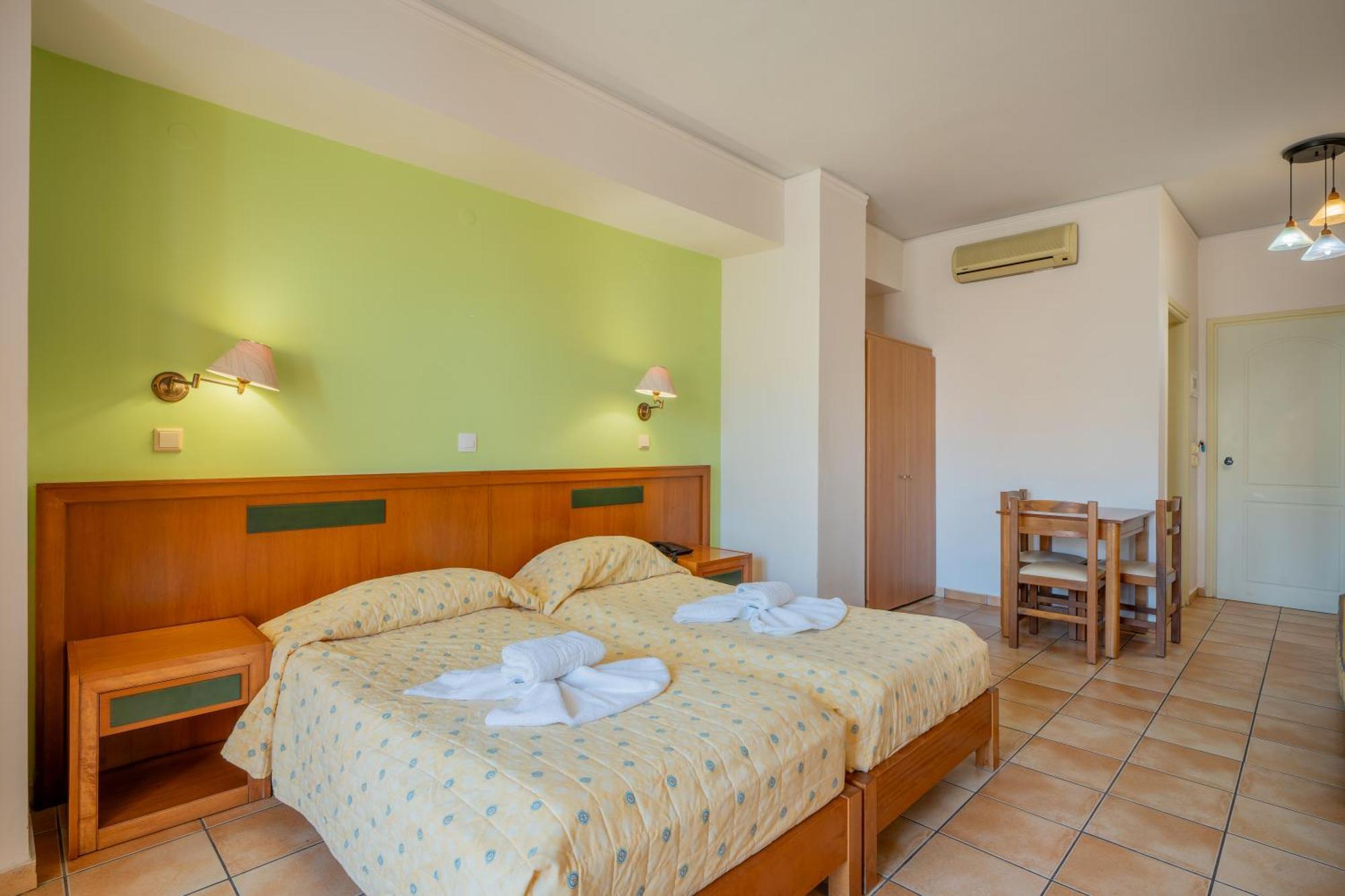 Lefkoniko Beach & Icarus Suite Apts Rethymno Exterior foto